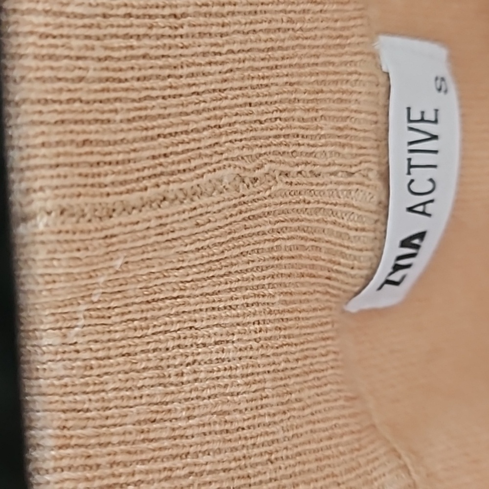 Zyia Sweater and Sweater Skirt Bundle - Picture 7 of 9